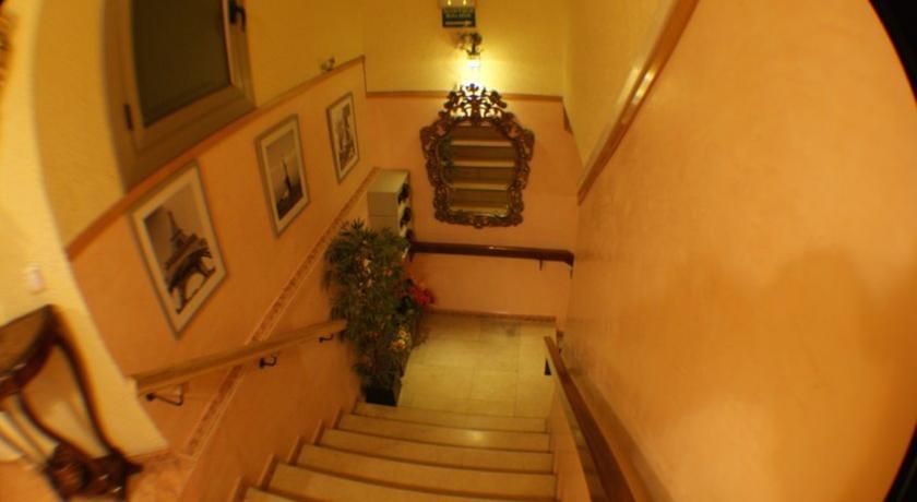 Hostal Rio De Castro Barcelona Exterior foto